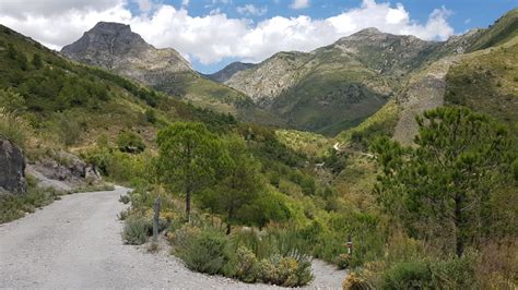 Ruta Del Pico Cielo Desde Nerja El Peligro De Las Ideas