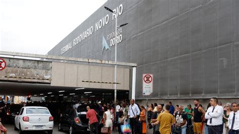 Quem é o homem que sequestrou ônibus no Rio e estava em liberdade