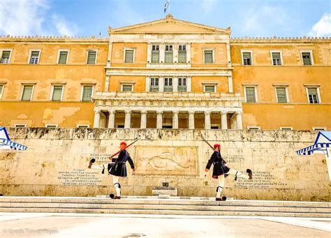 Excursão privada de dia inteiro a Atenas e Corinto traslado musement