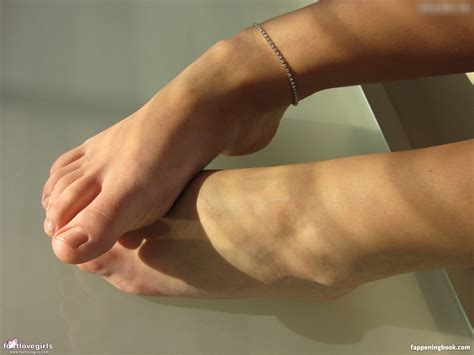 Footlovegirls Nude The Fappening Photo Fappeningbook