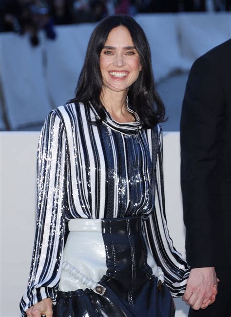 Photo Jennifer Connelly Arrivées Au Défilé De Mode Louis Vuitton