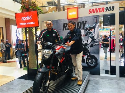 Foto Aprilia Rilis Motor Sport Naked Shiver 900 2019 Tagar