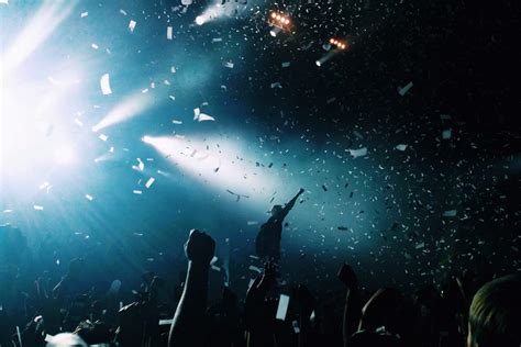 Easy Red Hot Chili Peppers Songs To Play On Guitar