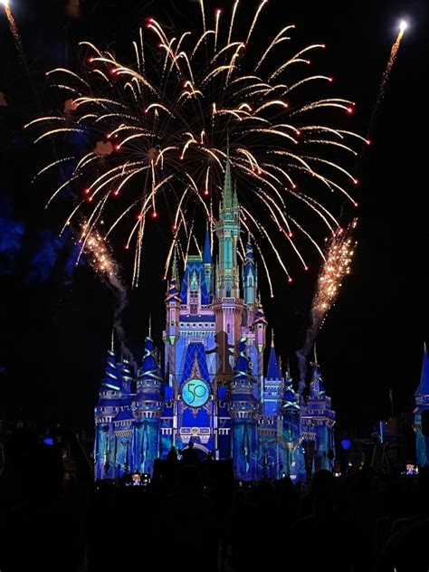 Fireworks Update for the Magic Kingdom! - MickeyBlog.com