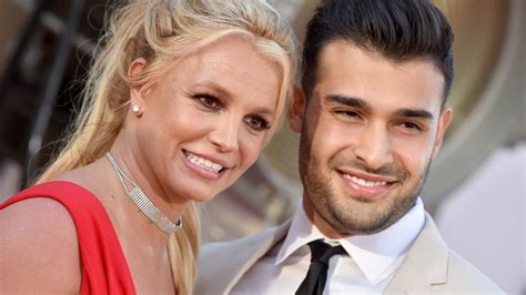 Britney Spears and Sam Asghari Are Engaged – The Hollywood Reporter