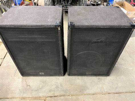 Pair Of Peavey Way International Series Iii Pa Speakers Extra