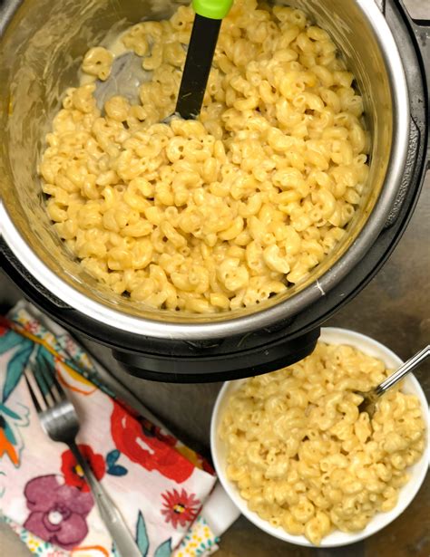 Instant Pot Mac and Cheese ⋆ by Pink