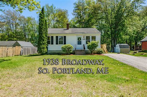 1938 Broadway South Portland Me 04106 Mls 1454034 Redfin