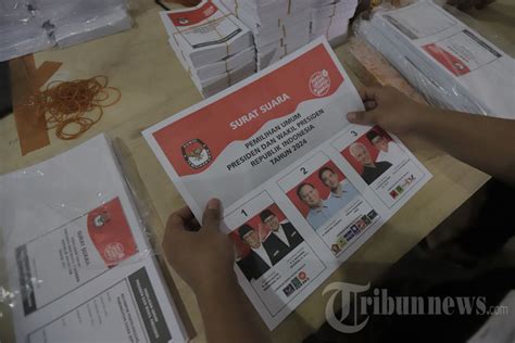 Pelipatan Surat Suara Pilpres 2024 Foto 1 1987787