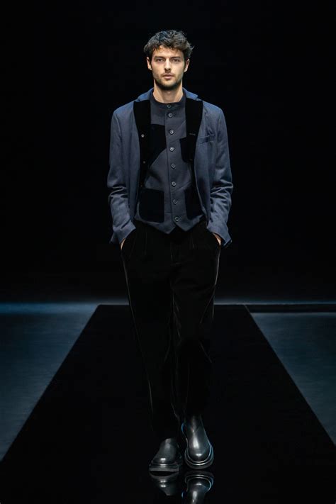 Giorgio Armani Fall 2021 Menswear Collection | Vogue