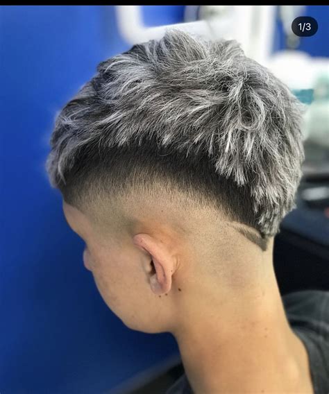 Pin De Ismael Tudela En Barber Pelo Platinado Hombre Pelo Pintado