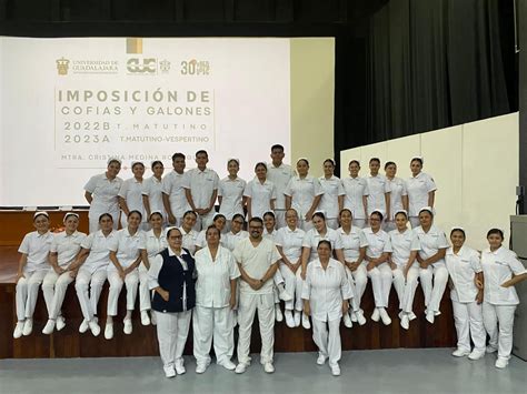 Se realiza el acto académico de imposición de cofías y galones Centro