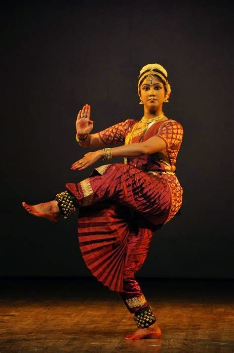 Kuchipudi Bharatanatyam Kathak Odissi Mohiniyattam Bharatanatyam