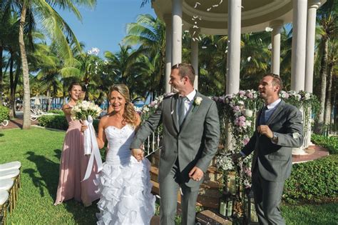 RIU Hotels & Resorts gives you a free wedding in Punta Cana