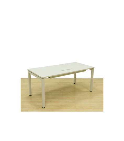 Mesa Operativa STEELCASE Mod OTTIMA Tapa Fabricada En Color Blanco