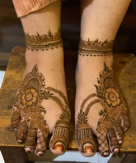 Pin By Rana Waseem Virgo On Hinna Latest Simple Mehndi Designs