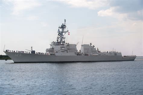 photo jack  lucas ddg  departs ingalls shipbuilding hii news
