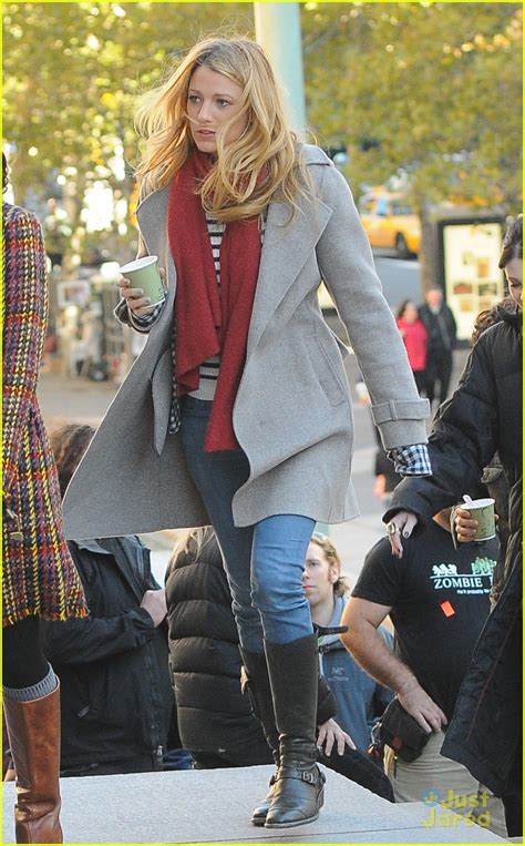 Blake Lively & Penn Badgley: 'Gossip Girl' Friday Fun! | Photo 501948 ...