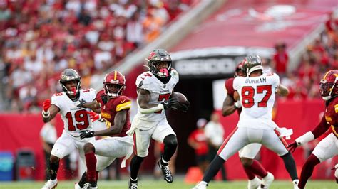 Bucky Irving Should Have Bigger Role In Buccaneers' Offense