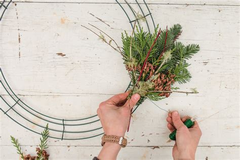 How To Make A Wreath Its Easier Than You Think