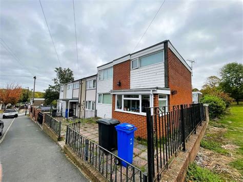 3 Bed End Terrace House For Sale In 2 Badger Drive Sheffield South