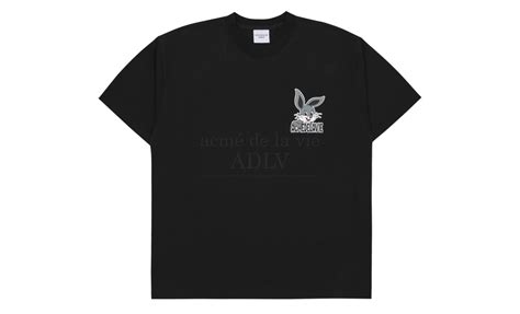 Adlv Cartoon Rabbit Black Tee Senikersku