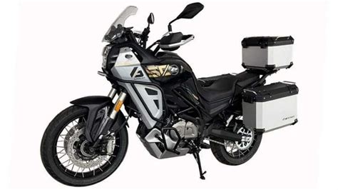 Qj Motors Svt Adventure Bike En Route To Eicma