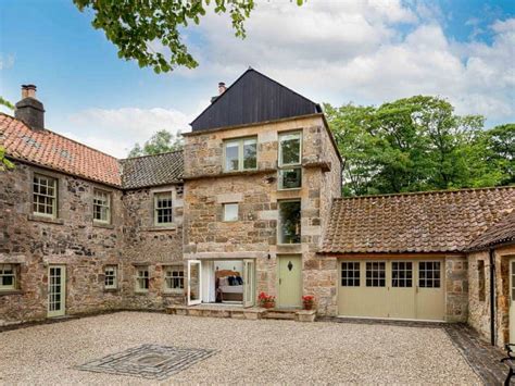 The Lodge East Neuk Orchards In Arncroach Near St Andrews Hoseasons