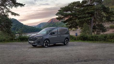 Ford Tourneo Connect 2022 Versátil Para El Trabajo Y La Familia