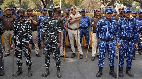 Punjab Police | Amritpal Singh: Massive search in Hoshiarpur village ...