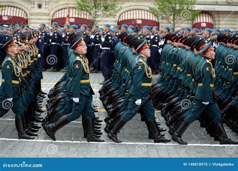 Oficiales De La Academia De Las Armas Combinadas De Las Fuerzas Armadas