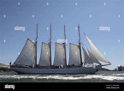 Portuguese Schooner Santa Maria Manuela Lisbon Stock Photo Alamy