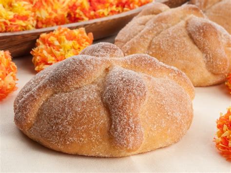 Receta De Pan De Muerto Tradicional Esponjoso Y Delicioso