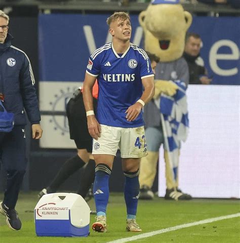 FC Schalke 04 Erst Topp Hammer Dann Folgt Der Schock Um S04 Juwel