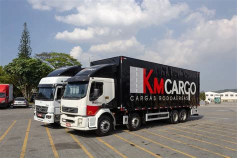 Km Cargo Est Contratando Motoristas Carreteiros Em Sp Global Truck