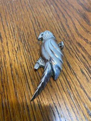 Vintage Puffy Sterling Silver Parrot Pendant Gem