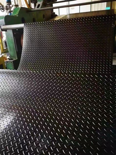 High Quality Diamond Rubber Sheet Mat For Garage Floor Use Anti Slip