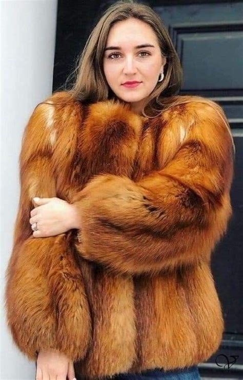 Winters Girls Fabulous Fox Fox Fur Coat Red Fox Fur Fashion Fall