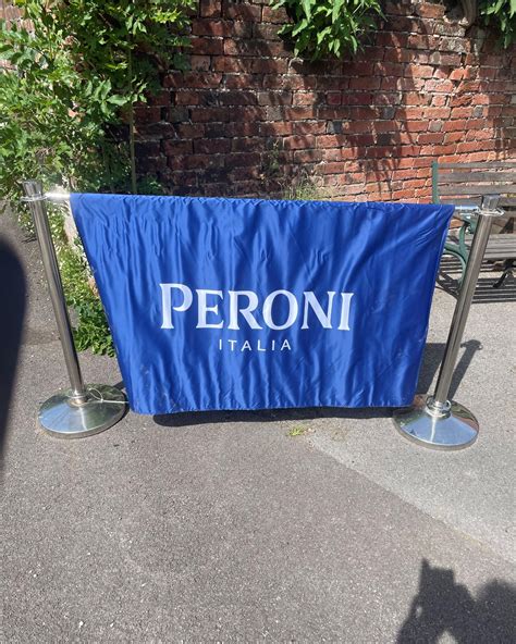 Secondhand Pub Equipment Beer Garden Furniture Peroni Cafe Barriers