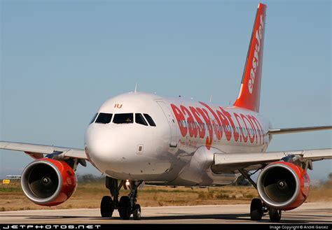 G Eziu Airbus A Easyjet Andr Garcez Jetphotos