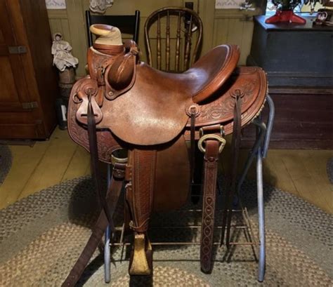 15 McCall Saddlery Lady Wade