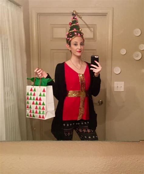 25 Christmas Trees That Don T Give A Fuck About Tradition