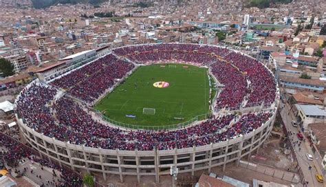 Cienciano Vs Carlos A Mannucci El Espectacular Marco De Hinchas En