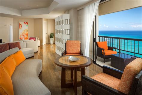 Hyatt Regency Waikiki Beach Resort & Spa | Classic Vacations