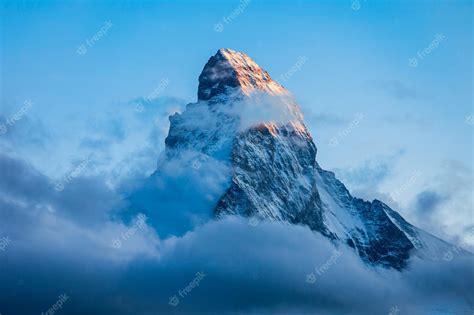 Premium Photo | Matterhorn mountain range in switzerland