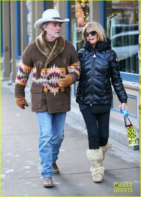 Photo: kurt russell and goldie hawn unwind in aspen 47 | Photo 3539476 | Just Jared