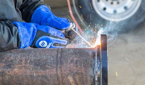 What Is A MMA Welder: Advantages | Disadvantages & Guide