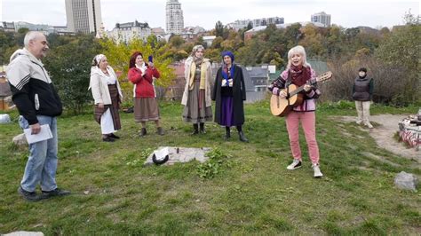 Воєнна весна - YouTube