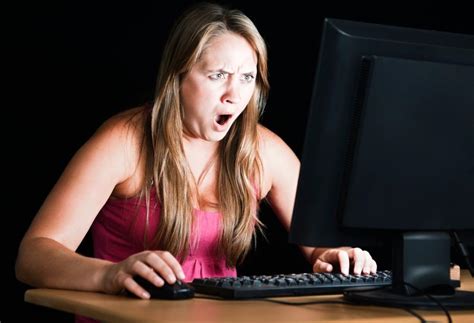 Puglia Inizia Una Chat Hot Con Una Donna Ma Poi Scopre Che Sua Madre Radio