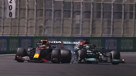 Verstappen Is Over The Limit Says Hamilton After Saudi Clash Motor